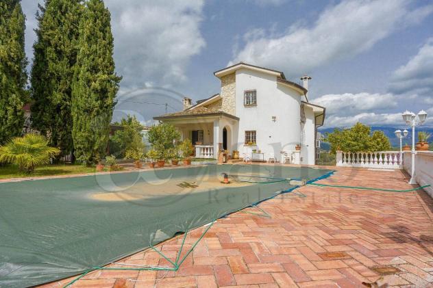 casa indipendente in vendita ad Arpino