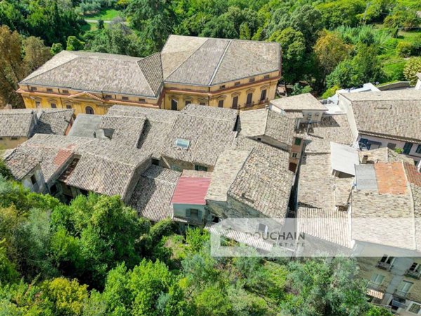 casa indipendente in vendita ad Arpino