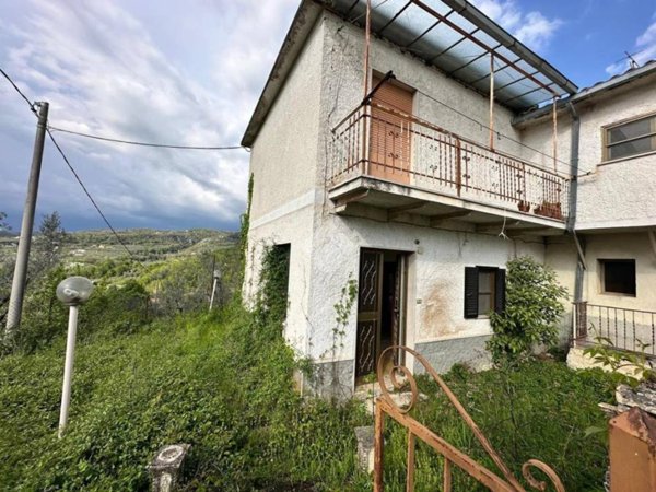 casa indipendente in vendita ad Arpino