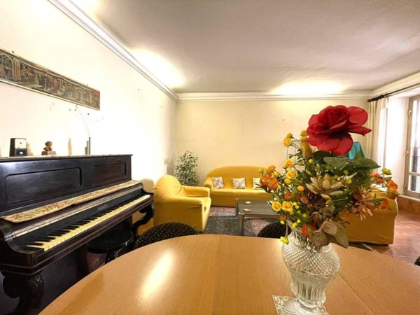 casa indipendente in vendita ad Arpino
