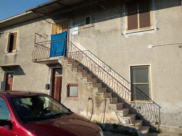 casa indipendente in vendita ad Arpino