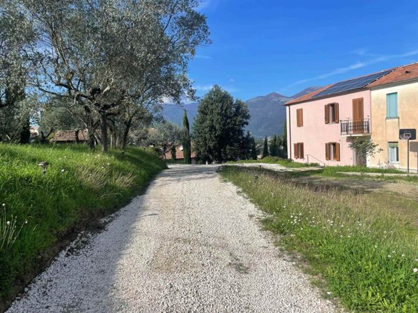 casa indipendente in vendita ad Arpino