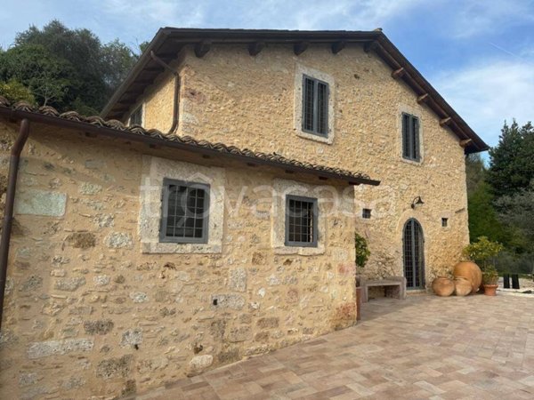 casa indipendente in vendita ad Arpino