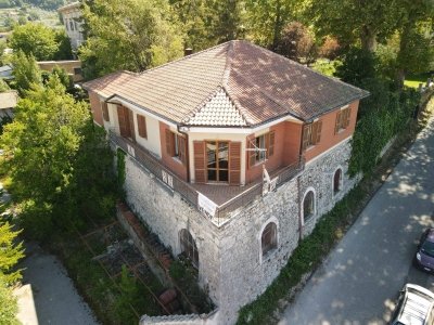 casa indipendente in vendita ad Arpino