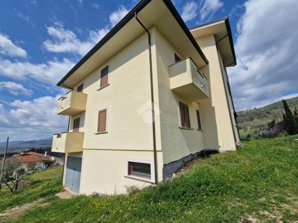 casa indipendente in vendita ad Arpino