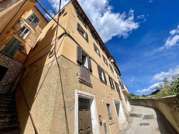 casa indipendente in vendita ad Arpino