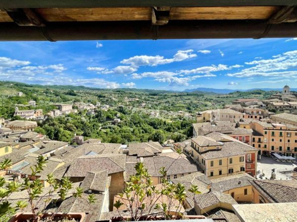 casa indipendente in vendita ad Arpino