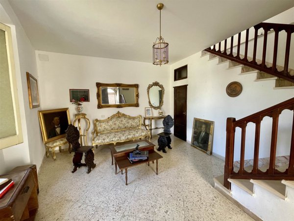 casa indipendente in vendita ad Arpino