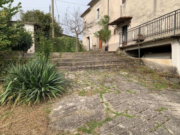 casa semindipendente in vendita ad Arpino