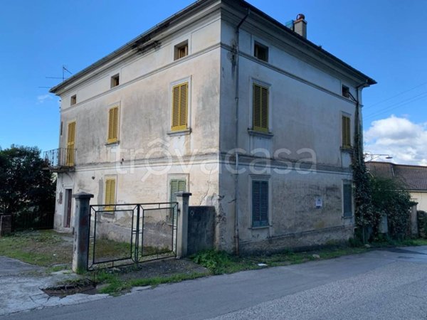 casa indipendente in vendita ad Arpino