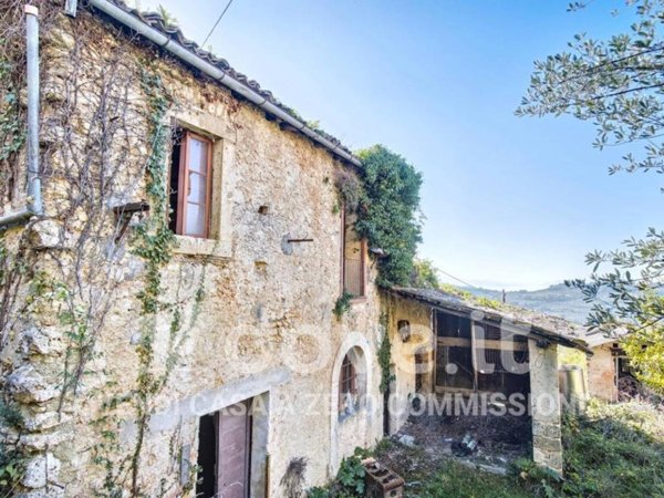 appartamento in vendita ad Arpino