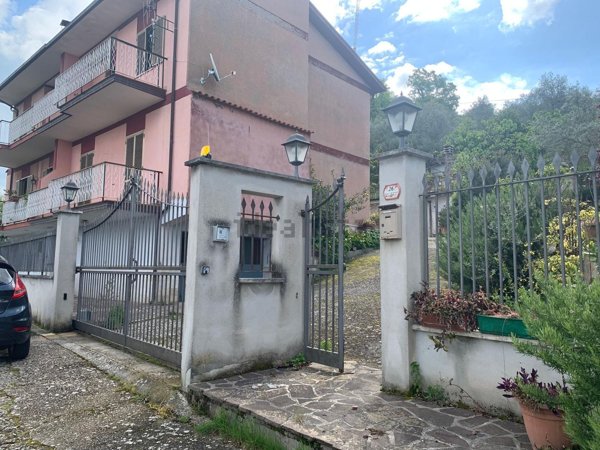 casa indipendente in vendita ad Arpino