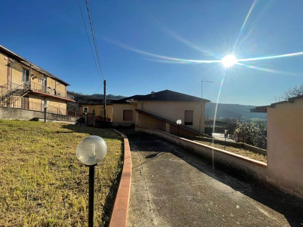 casa indipendente in vendita ad Arpino