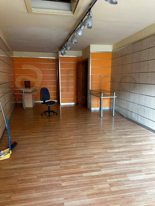 locale commerciale in vendita ad Arpino