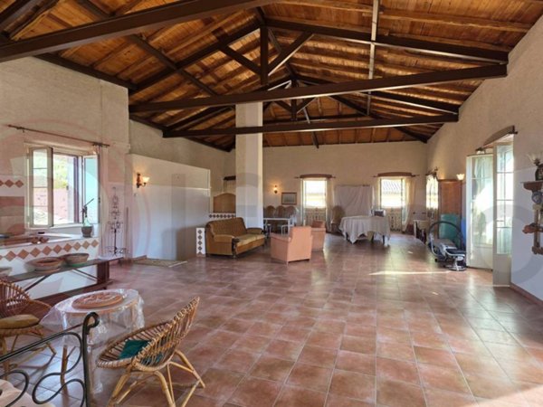 casa indipendente in vendita ad Arpino