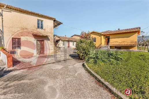 casa indipendente in vendita ad Arpino