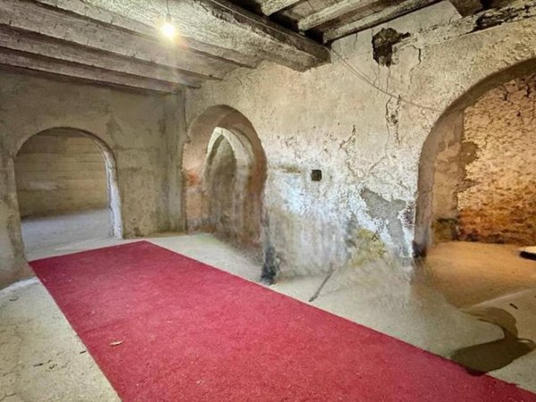 negozio in vendita ad Arpino