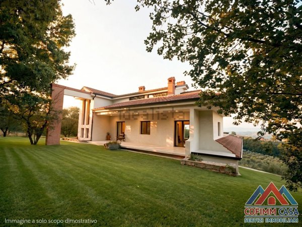 casa indipendente in vendita ad Arpino