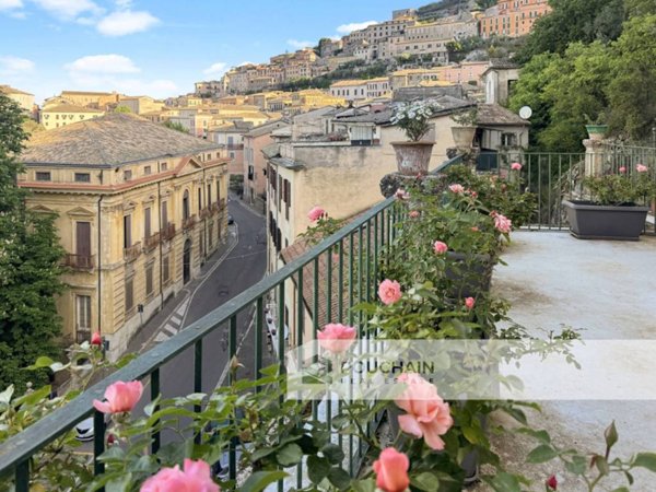 casa indipendente in vendita ad Arpino