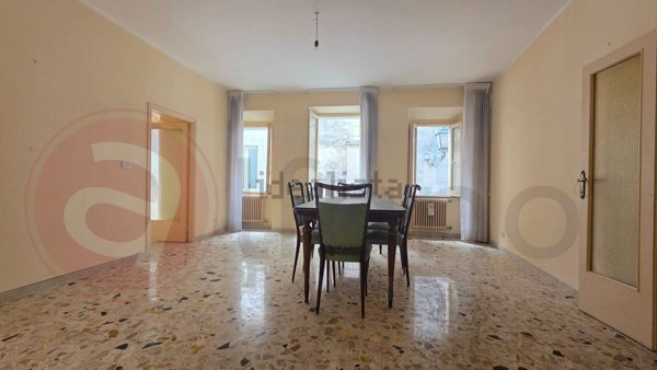 casa indipendente in vendita ad Arpino