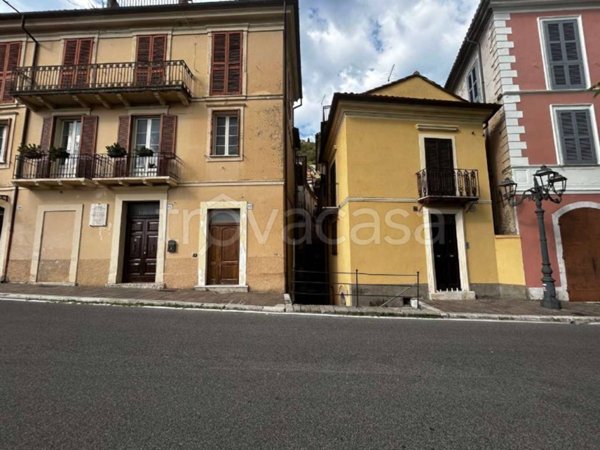appartamento in vendita ad Arpino