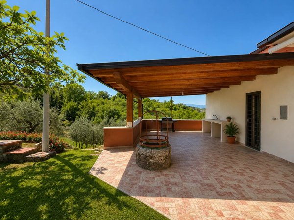 villa in vendita ad Arpino