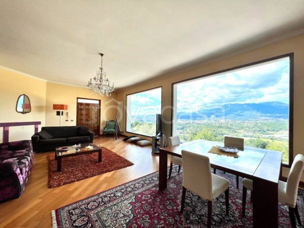 casa indipendente in vendita ad Arpino
