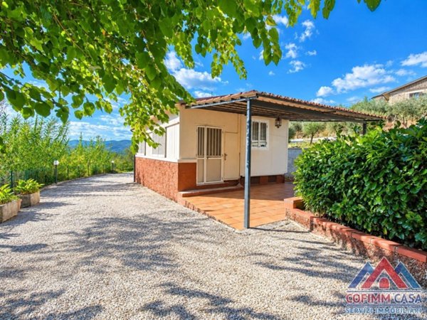 casa indipendente in vendita ad Arpino