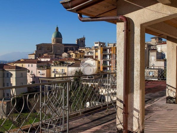 intera palazzina in vendita ad Atina