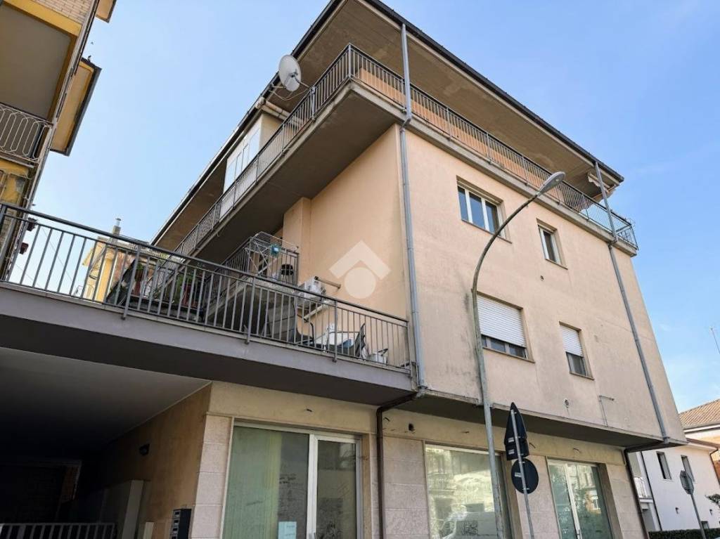 appartamento in vendita ad Atina