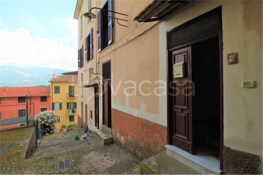 appartamento in vendita ad Atina