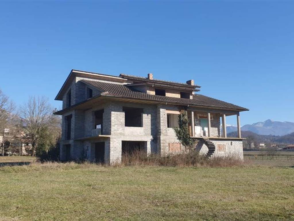 casa indipendente in vendita ad Atina