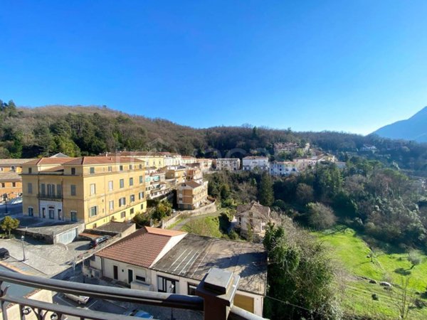 appartamento in vendita ad Atina