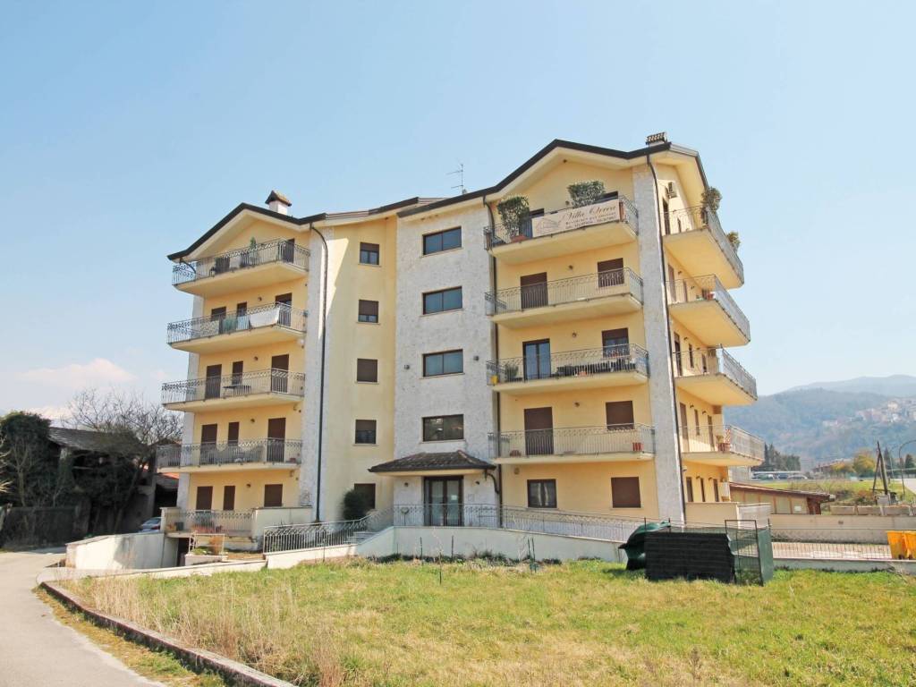 appartamento in vendita ad Atina in zona Ponte Melfa