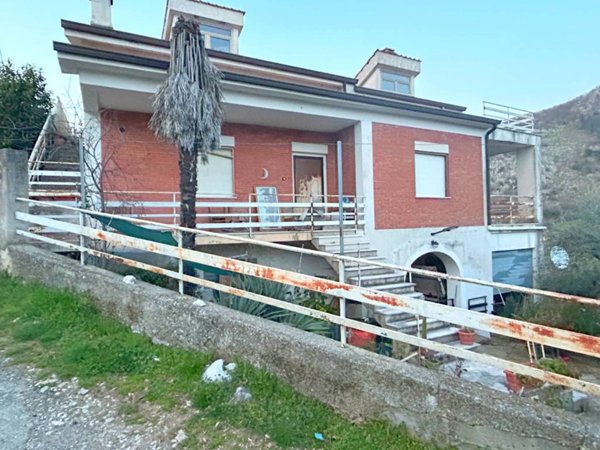 appartamento in vendita ad Atina