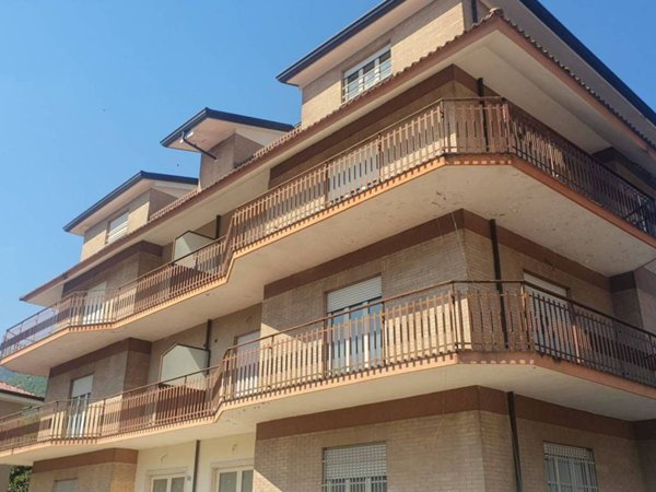 appartamento in vendita ad Atina