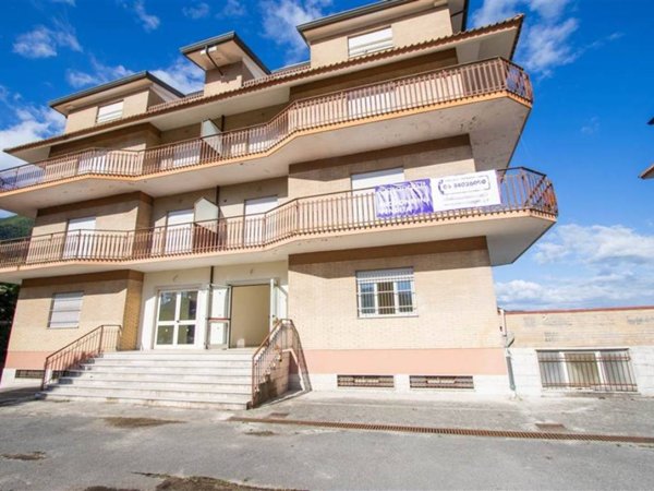 appartamento in vendita ad Atina