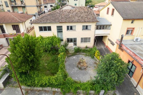 casa indipendente in vendita ad Atina
