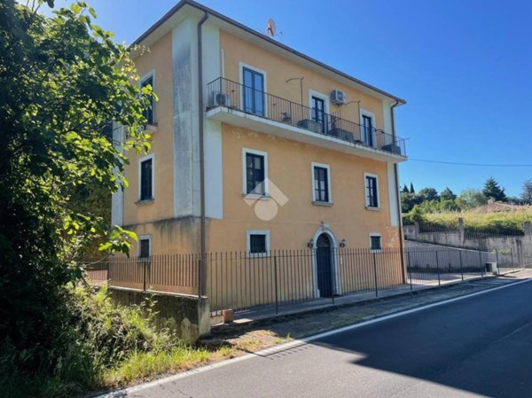 appartamento in vendita ad Atina