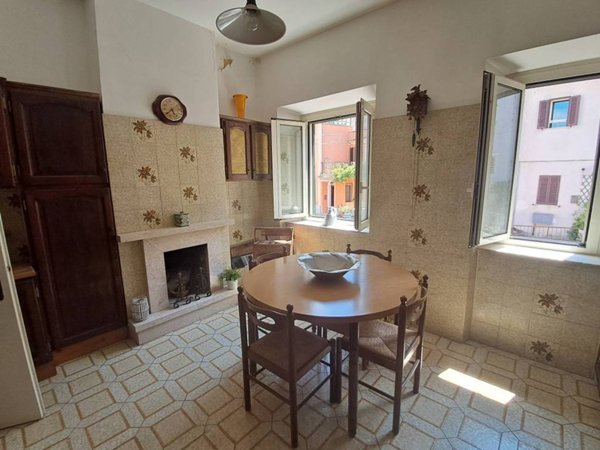 appartamento in vendita ad Atina