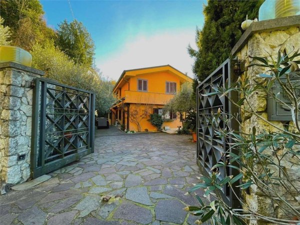 casa indipendente in vendita ad Atina