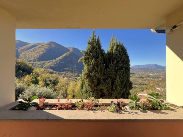 casa indipendente in vendita ad Atina