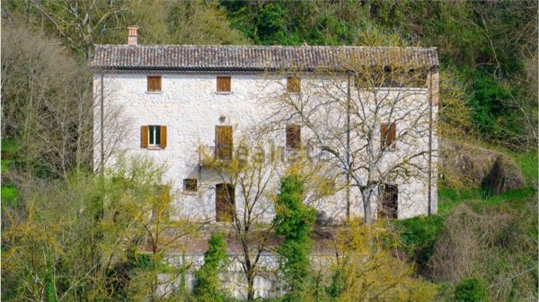 casa indipendente in vendita ad Atina