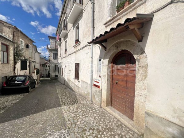 appartamento in vendita ad Atina