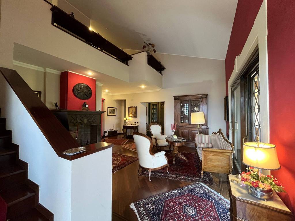 casa indipendente in vendita ad Atina in zona San Marciano