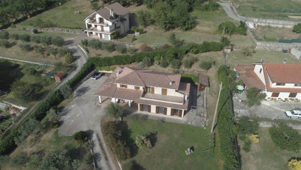 appartamento in vendita ad Atina in zona San Marciano