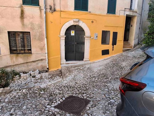 appartamento in vendita ad Atina