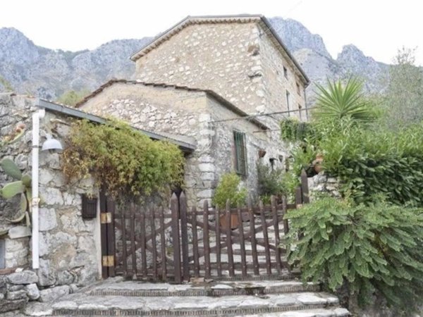 casa indipendente in vendita ad Ausonia