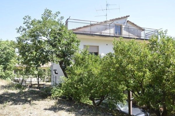 casa indipendente in vendita ad Ausonia