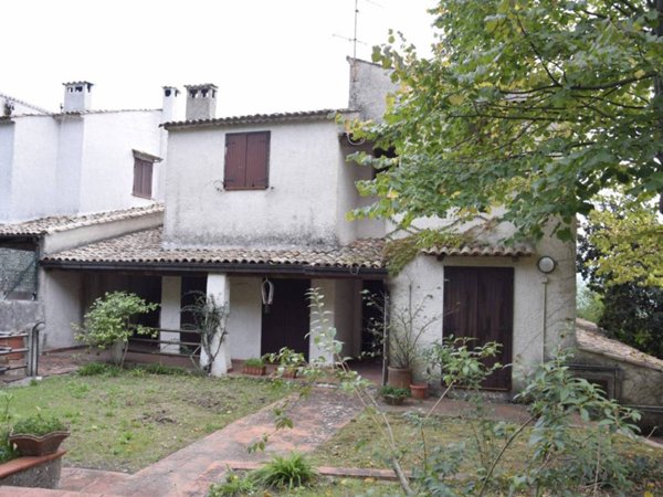 casa indipendente in vendita ad Ausonia